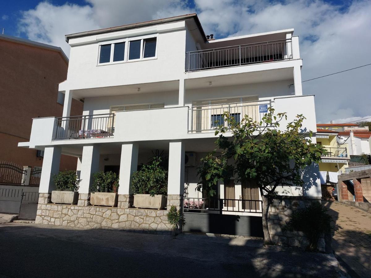 Loredana Apartments Crikvenica Buitenkant foto