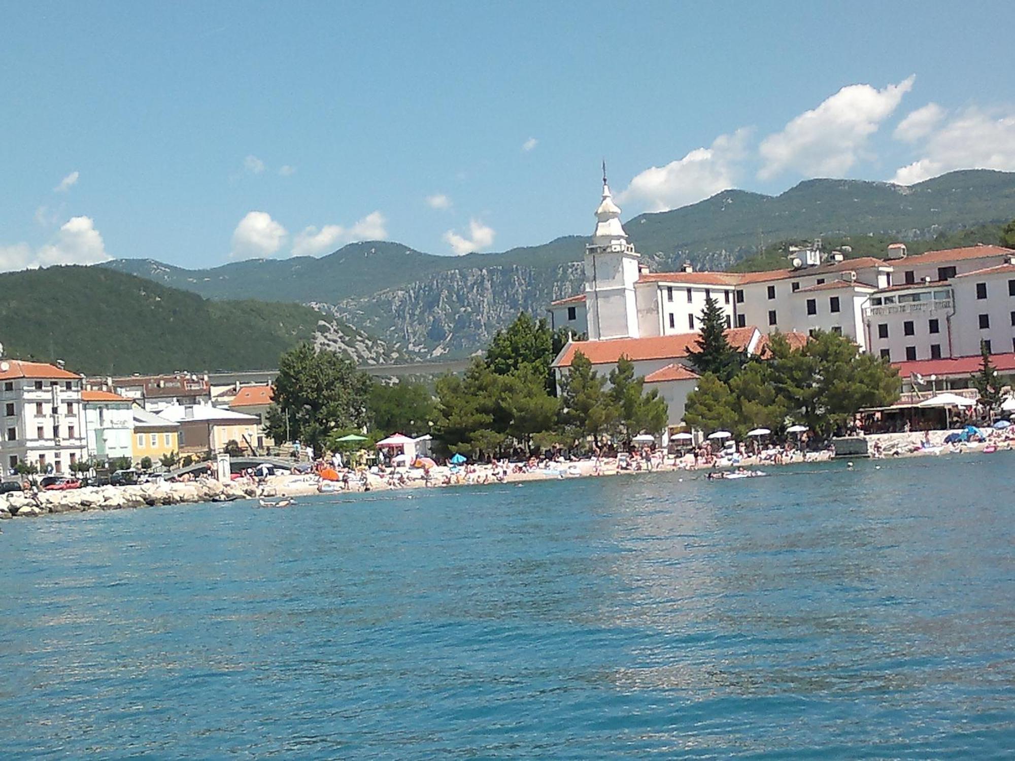 Loredana Apartments Crikvenica Buitenkant foto